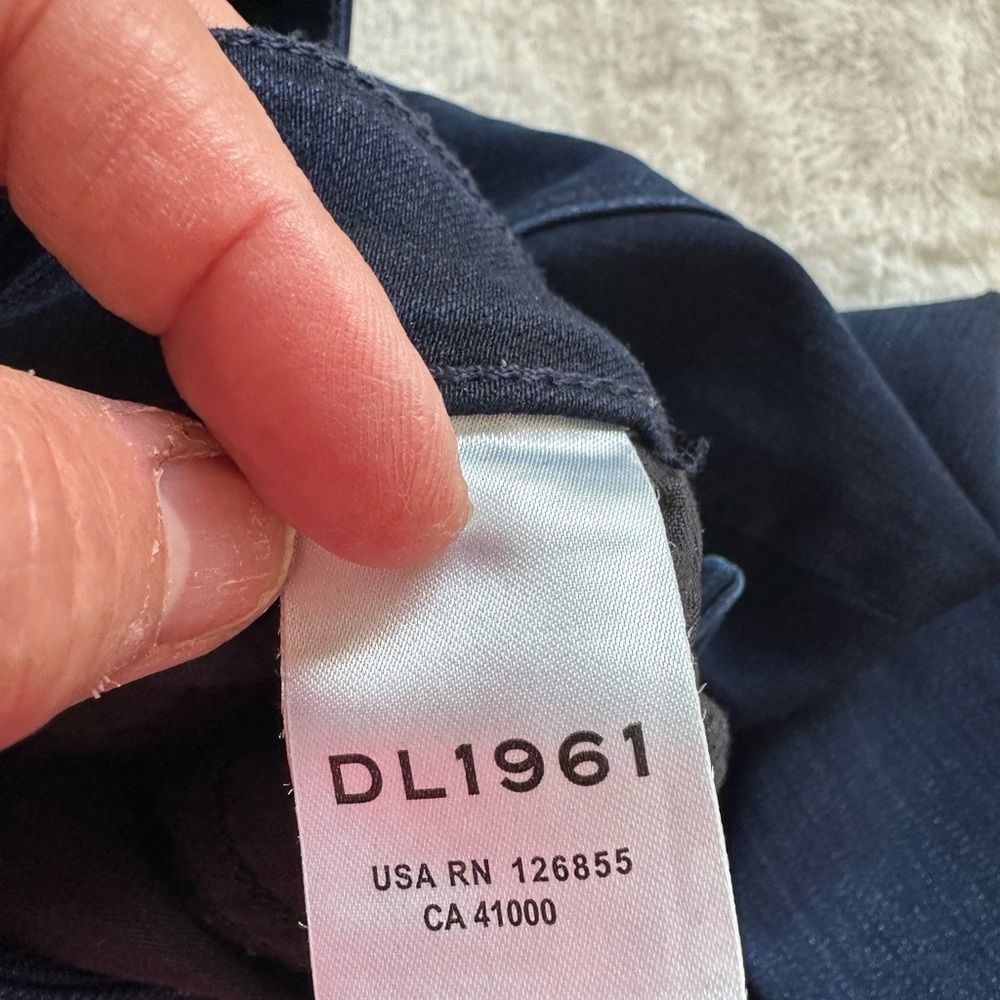 DL1961  Dark Blue Jeans - Picture 7 of 11